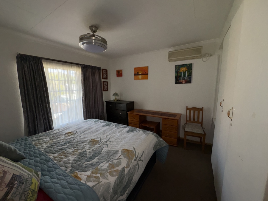 4 Bedroom Property for Sale in Heuwelsig North West